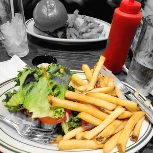 I ordered my burger in a lettuce wrap.