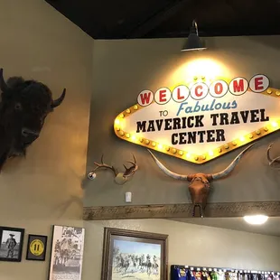 the welcome sign for the restaurant