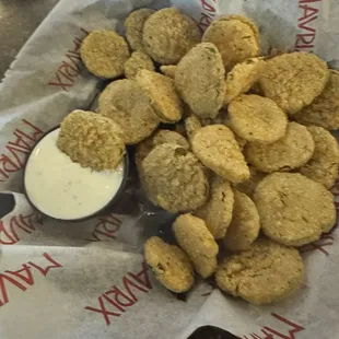 Fried pickles chips