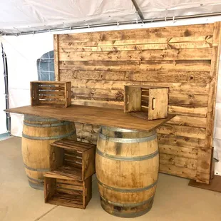Wood setup includes  Wood wall  Wood barrels table  4 wood crates