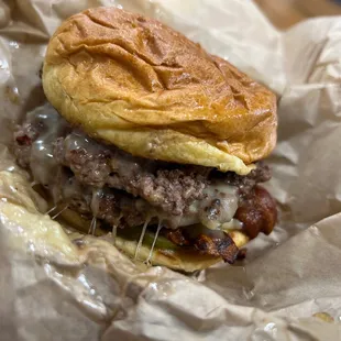 Double smash burger w/bacon