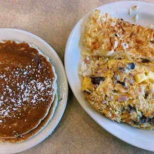 Hawaii Five-O Omelette with Hashbrowns &amp; Buttermilk Pancakes