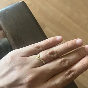 Small Nalu Wave Ring etched with Princess Hawaiian Design