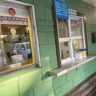 Hours as of 04-27-22