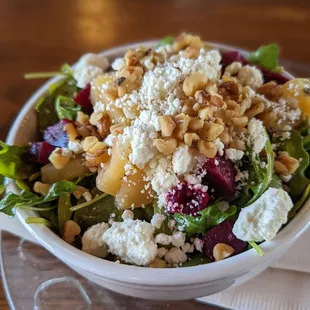 Arugula beet and goat cheese salad