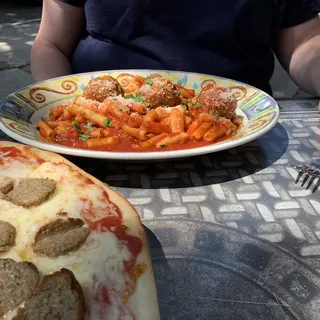 Cavatelli with Meatballs (Lunch)
