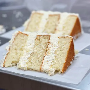 Coconut cream cake
