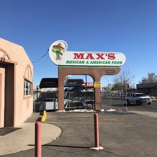 the entrance to the restaurant