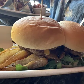 2 Burger Sliders
