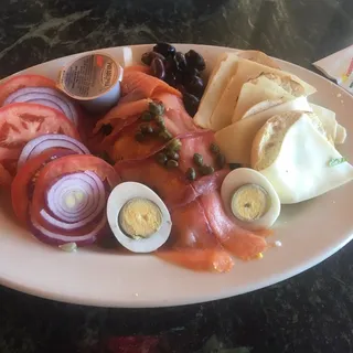 NY Nova Lox and Bagel Platter