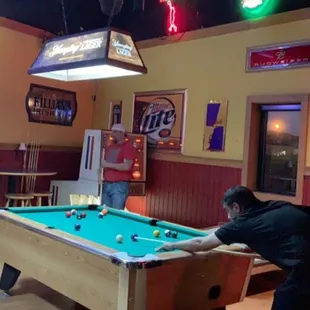 sushi and sashimi, interior