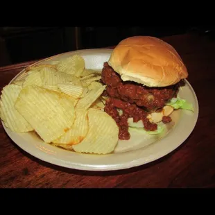 Get the chili cheeseburger, you won&apos;t be disappointed