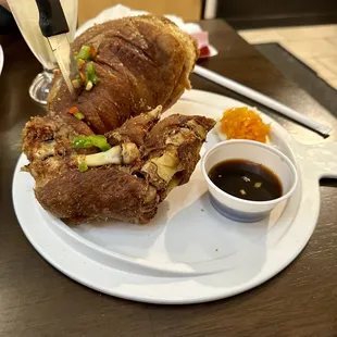 Crispy Pata