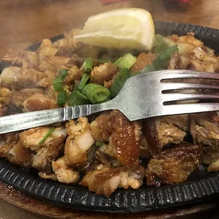 Lechon kawali sisig