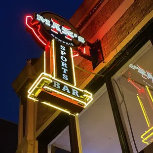 Max's Sports Bar