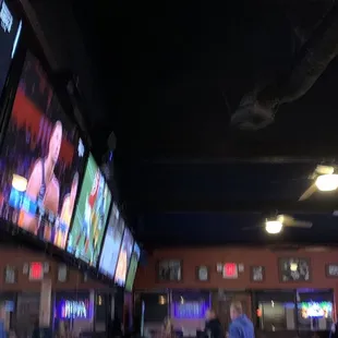 Many tv's to watch the games.