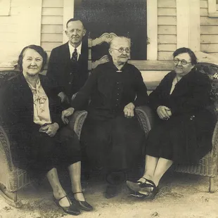 Virgin Dunne Pope and Family