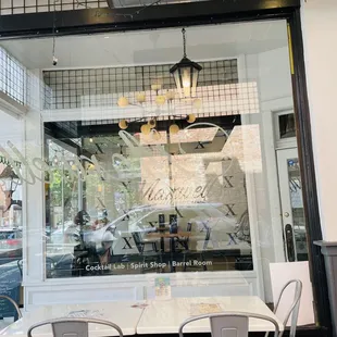 Nice cute location! Fun to sit, munch &amp; people watch