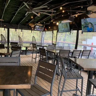 the outdoor dining area