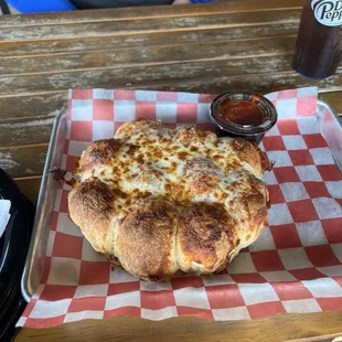 Cheesy Garlic Monkey Bread