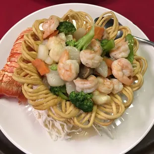 pasta dish, pasta, food