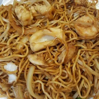 2. Seafood Chow Mein