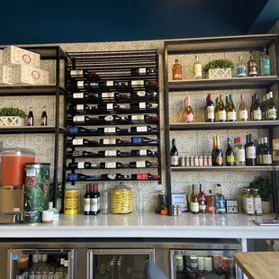 Extensive libation offerings