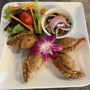 CHICKEN CURRY PUFFS WITH CUCUMBER SALAD