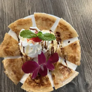 Roti with Vanilla Ice creams