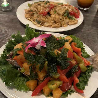 Basil Fish in Pineapple Sauce