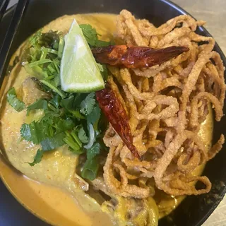 Khao Soi Curry Noodle