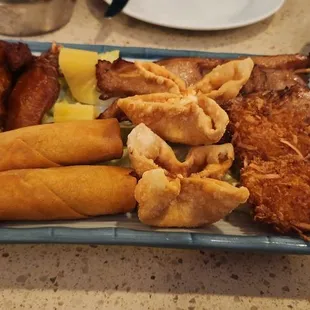 chicken wings and fried chicken, bbq wings, chicken wings, bbq chicken, poultry, fried chicken, chicken, fried chicken wings, food