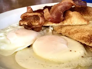 Crystal's Cafe