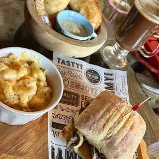 Steak sandwich