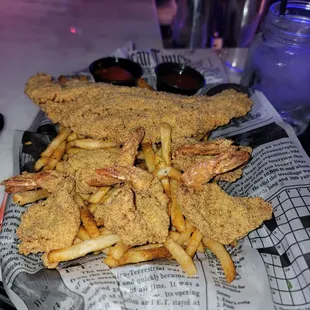 Catfish &amp; shrimp basket