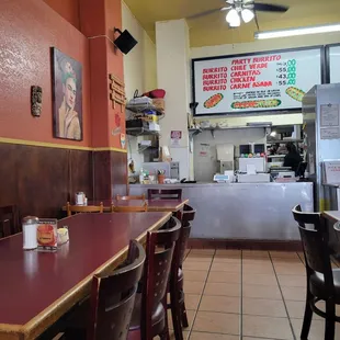 sushi and sashimi, interior