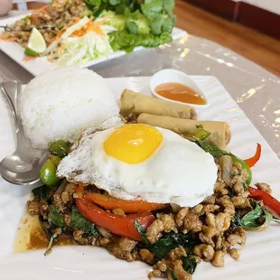 Lunch special - Basil Chicken