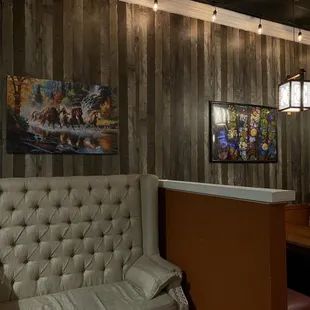 sushi and sashimi, interior