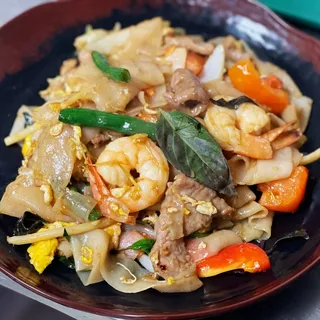 Drunken Noodle