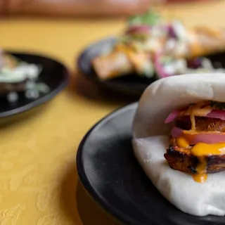 Pollo Bao Bun