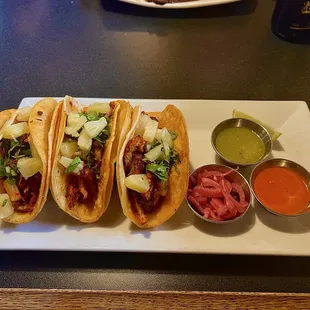 El (2) Tacos al Pastor