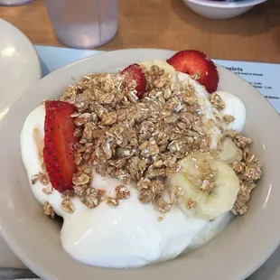 Granola sundae!