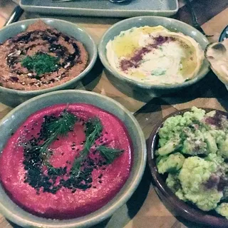 Beiruti Hummus