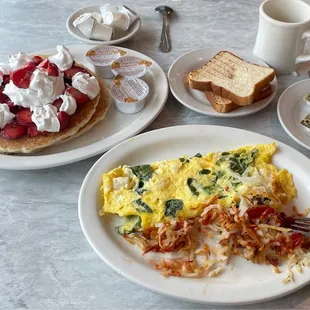 Spinach &amp; Feta Omelette and 3 Pancake with Strawberries.