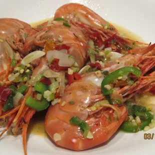 $63 a lb (9 pieces of prawns +-) Eric cooked it just right. Prawn is full of the Rose liquor favor. Well worth the money. 5*+.