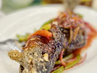 HL Peninsula Restaurant