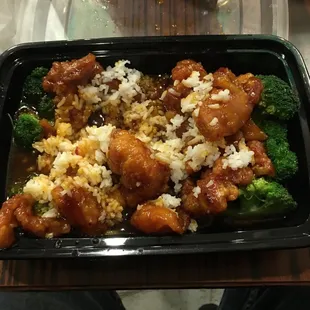 10 General Tos's Wings Plain