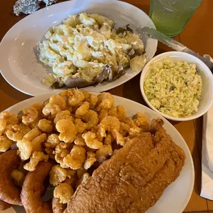 Friday&apos;s lunch special &quot; fried catfish with popcorn shrimp &quot; simply delicious , huge servings and amazing price .