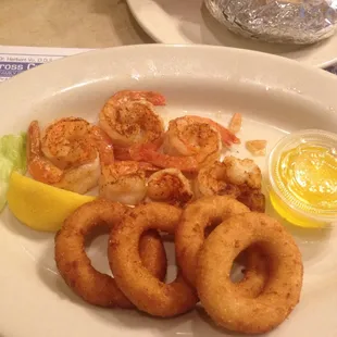 Oh by the way margarine is NOT butter!!!! Not worth the $14.00!