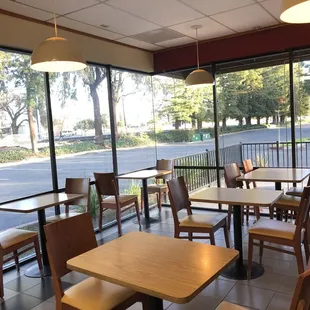 8:30 in the morning! Nice and quiet...